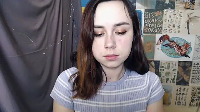 VeryVeryVeryShy  online show from 12-15-24, 03:13