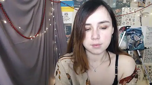 VeryVeryVeryShy  online show from 12-29-24, 06:35