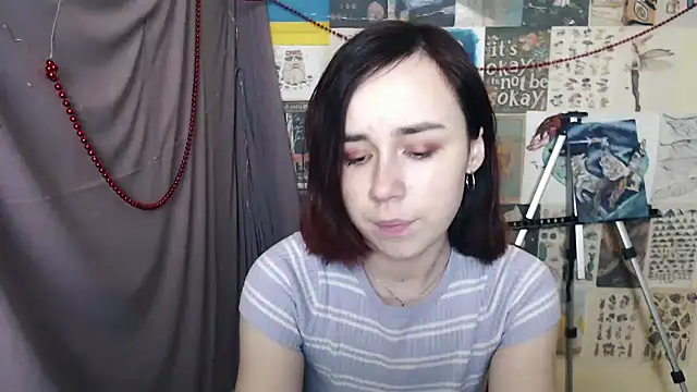 VeryVeryVeryShy  online show from 01-04-25, 06:41