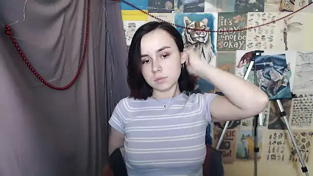 VeryVeryVeryShy  online show from 01-04-25, 09:54