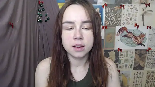 Snapshot of VeryVeryVeryShy_ chatting on 01-19-26, 06:50 VeryVeryVeryShy online show from 01-19-26, 06:50