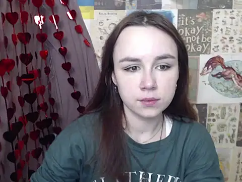 Snapshot of VeryVeryVeryShy_ chatting on 02-05-26, 06:51 VeryVeryVeryShy online show from 02-05-26, 06:51