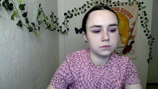 Snapshot of VeryVeryVeryShy_ chatting on 02-28-26, 06:36 VeryVeryVeryShy online show from 02-28-26, 06:36