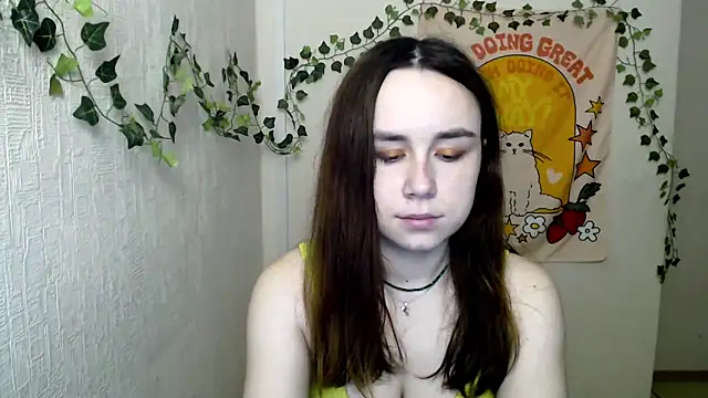 Snapshot of VeryVeryVeryShy_ chatting on 03-04-26, 06:52 VeryVeryVeryShy online show from 03-04-26, 06:52