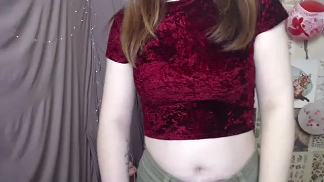 Snapshot of VeryVeryVeryShy_ chatting on 03-10-26, 06:40 VeryVeryVeryShy online show from 03-10-26, 06:40