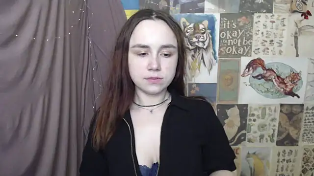 Snapshot of VeryVeryVeryShy_ chatting on 03-11-26, 06:30 VeryVeryVeryShy online show from 03-11-26, 06:30