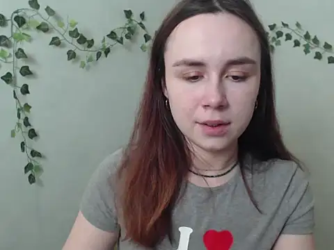 Snapshot of VeryVeryVeryShy_ chatting on 03-21-26, 08:19 VeryVeryVeryShy online show from 03-21-26, 08:19