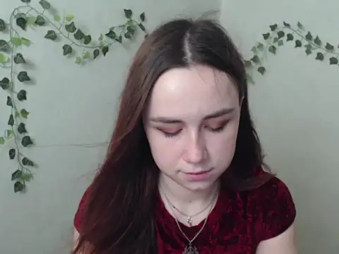 Snapshot of VeryVeryVeryShy_ chatting on 03-26-26, 06:30 VeryVeryVeryShy online show from 03-26-26, 06:30