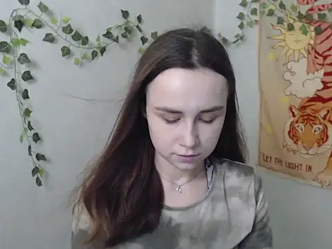 Snapshot of VeryVeryVeryShy_ chatting on 04-01-26, 05:30 VeryVeryVeryShy online show from 04-01-26, 05:30