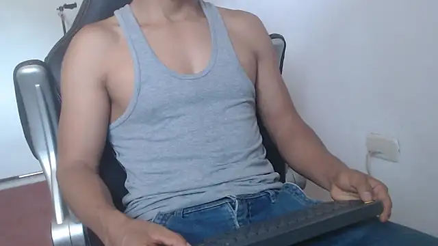 Snapshot of sexatlexx chatting on 01-11-25, 02:25 sexatlexx online show from 01-11-25, 02:25