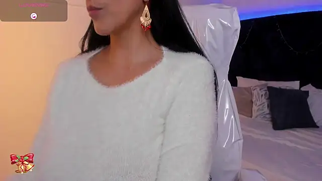 Snapshot of lauren_fit chatting on 02-12-25, 08:40 lauren fit online show from 02-12-25, 08:40