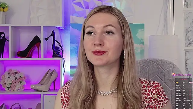 Hello Lisha online show from 12-18-24, 08:09