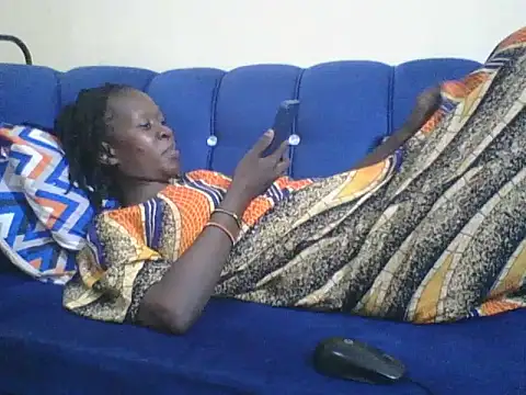Snapshot of africanpussy22 chatting on 03-13-25, 07:20 africanpussy22 online show from 03-13-25, 07:20