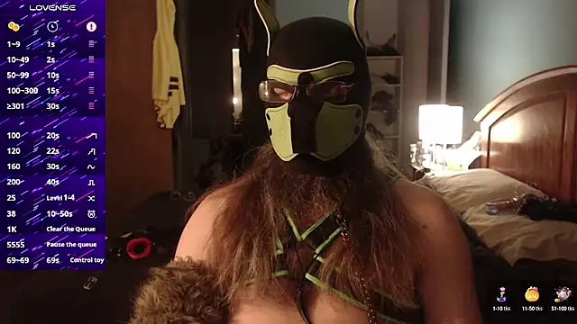 kinkywolf429 online show from 10-13-25, 06:57