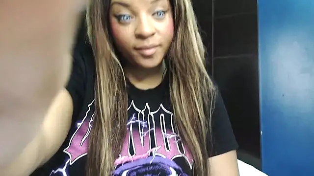 ExoticEmpress18 online show from 11-15-25, 12:08