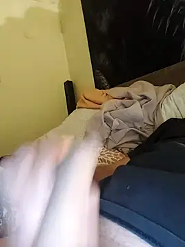 Snapshot of MWM49 chatting on 10-24-25, 07:32 MWM49 online show from 10-24-25, 07:32