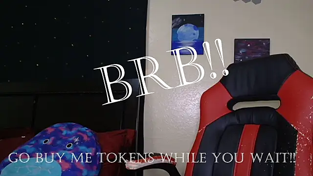 Snapshot of ToxicLilly chatting on 10-21-25, 08:37 ToxicLilly online show from 10-21-25, 08:37