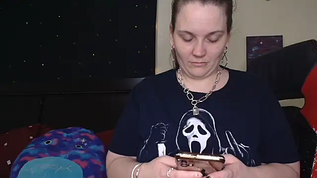 Snapshot of ToxicLilly chatting on 11-09-25, 09:51 ToxicLilly online show from 11-09-25, 09:51