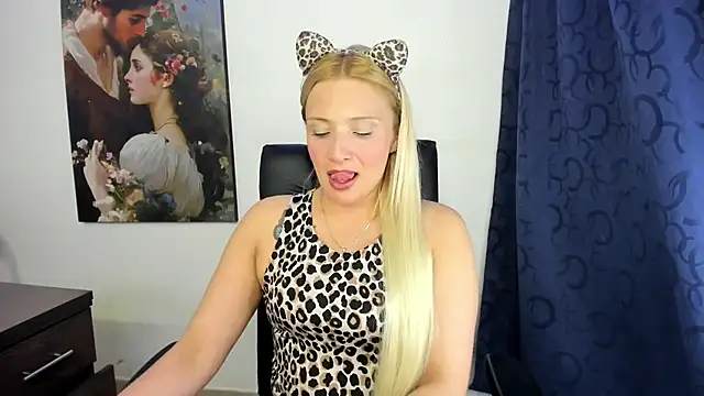 Martina smth online show from 10-14-25, 11:16