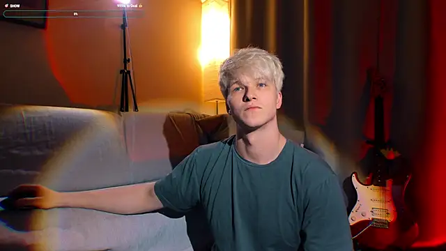 Breston Sweet online show from 10-28-25, 02:48