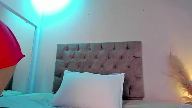 isa kiss online show from 02-05-26, 12:21