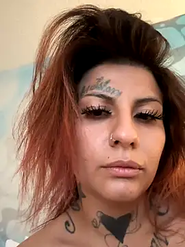 Snapshot of prettypurplep chatting on 11-04-25, 02:49 prettypurplep online show from 11-04-25, 02:49