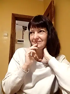 Snapshot of TiAmorre chatting on 10-04-25, 02:20 TiAmorre online show from 10-04-25, 02:20