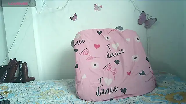 Snapshot of samantha_hot10 chatting on 02-19-25, 02:55 samantha hot10 online show from 02-19-25, 02:55