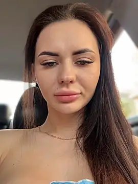 PrincessaHill  online show from 11-18-25, 09:58