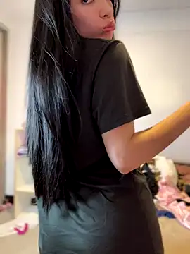 Snapshot of martiiaciar chatting on 10-24-25, 01:13 martiiaciar online show from 10-24-25, 01:13