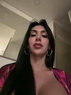 Snapshot of morganaramirez chatting on 02-27-25, 07:01 morganaramirez online show from 02-27-25, 07:01