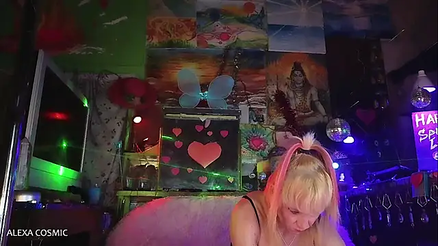 Snapshot of Alexa_Cosmic chatting on 03-02-25, 09:11 Alexa Cosmic online show from 03-02-25, 09:11