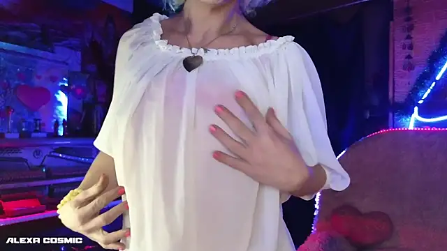 Snapshot of Alexa_Cosmic chatting on 01-11-26, 10:26 Alexa Cosmic online show from 01-11-26, 10:26