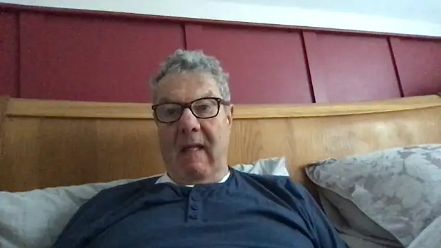 Snapshot of Oldpistolpete chatting on 12-18-24, 09:47 Oldpistolpete online show from 12-18-24, 09:47