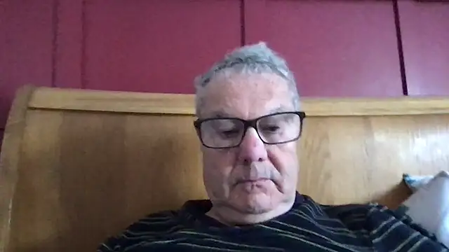 Snapshot of Oldpistolpete chatting on 03-19-25, 09:28 Oldpistolpete online show from 03-19-25, 09:28