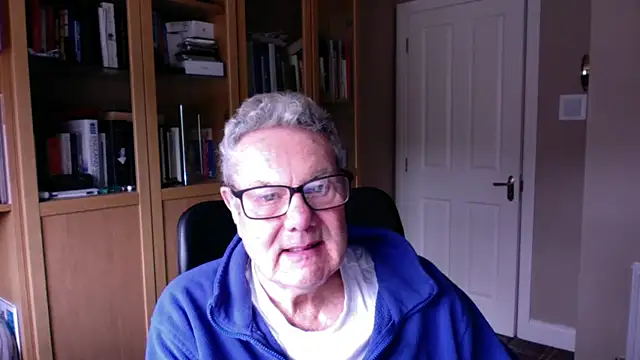 Snapshot of Oldpistolpete chatting on 11-16-25, 10:21 Oldpistolpete online show from 11-16-25, 10:21