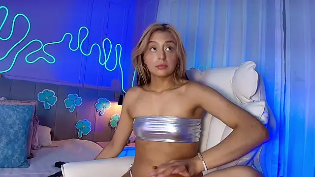 Sofly s online show from 03-17-26, 11:46