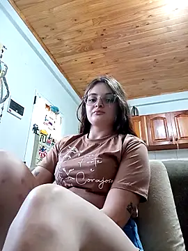 Emmacut online show from 10-11-25, 04:38