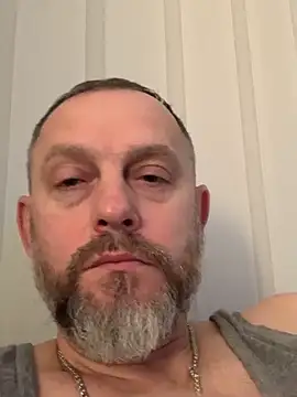 Snapshot of GHsveter chatting on 03-08-26, 08:51 GHsveter online show from 03-08-26, 08:51