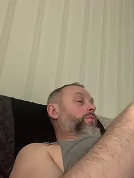 Snapshot of GHsveter chatting on 03-09-26, 09:13 GHsveter online show from 03-09-26, 09:13