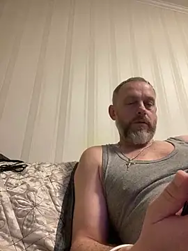 Snapshot of GHsveter chatting on 03-10-26, 10:04 GHsveter online show from 03-10-26, 10:04