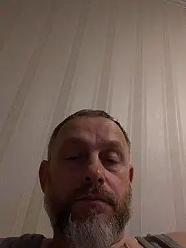 Snapshot of GHsveter chatting on 03-12-26, 10:27 GHsveter online show from 03-12-26, 10:27