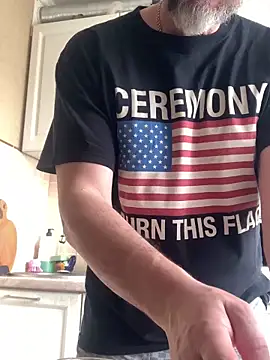 Snapshot of GHsveter chatting on 03-19-26, 10:19 GHsveter online show from 03-19-26, 10:19