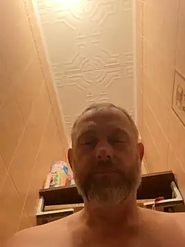 Snapshot of GHsveter chatting on 03-29-26, 10:15 GHsveter online show from 03-29-26, 10:15