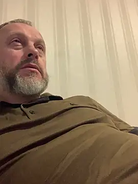 Snapshot of GHsveter chatting on 04-03-26, 09:29 GHsveter online show from 04-03-26, 09:29