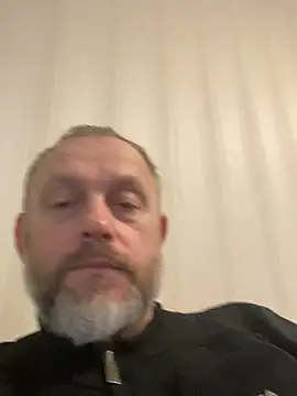 Snapshot of GHsveter chatting on 04-08-26, 09:09 GHsveter online show from 04-08-26, 09:09