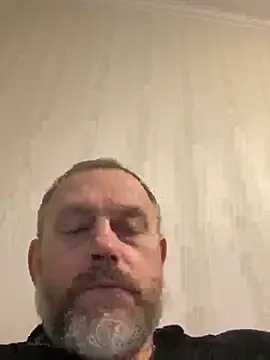 Snapshot of GHsveter chatting on 04-10-26, 09:47 GHsveter online show from 04-10-26, 09:47