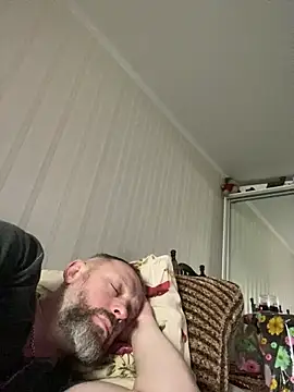 Snapshot of GHsveter chatting on 04-12-26, 09:25 GHsveter online show from 04-12-26, 09:25