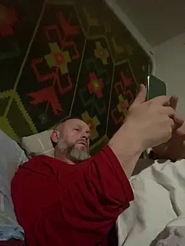 Snapshot of GHsveter chatting on 04-15-26, 07:58 GHsveter online show from 04-15-26, 07:58