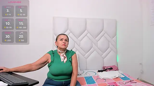 Snapshot of Mature_Hard chatting on 10-21-25, 09:26 Mature Hard online show from 10-21-25, 09:26